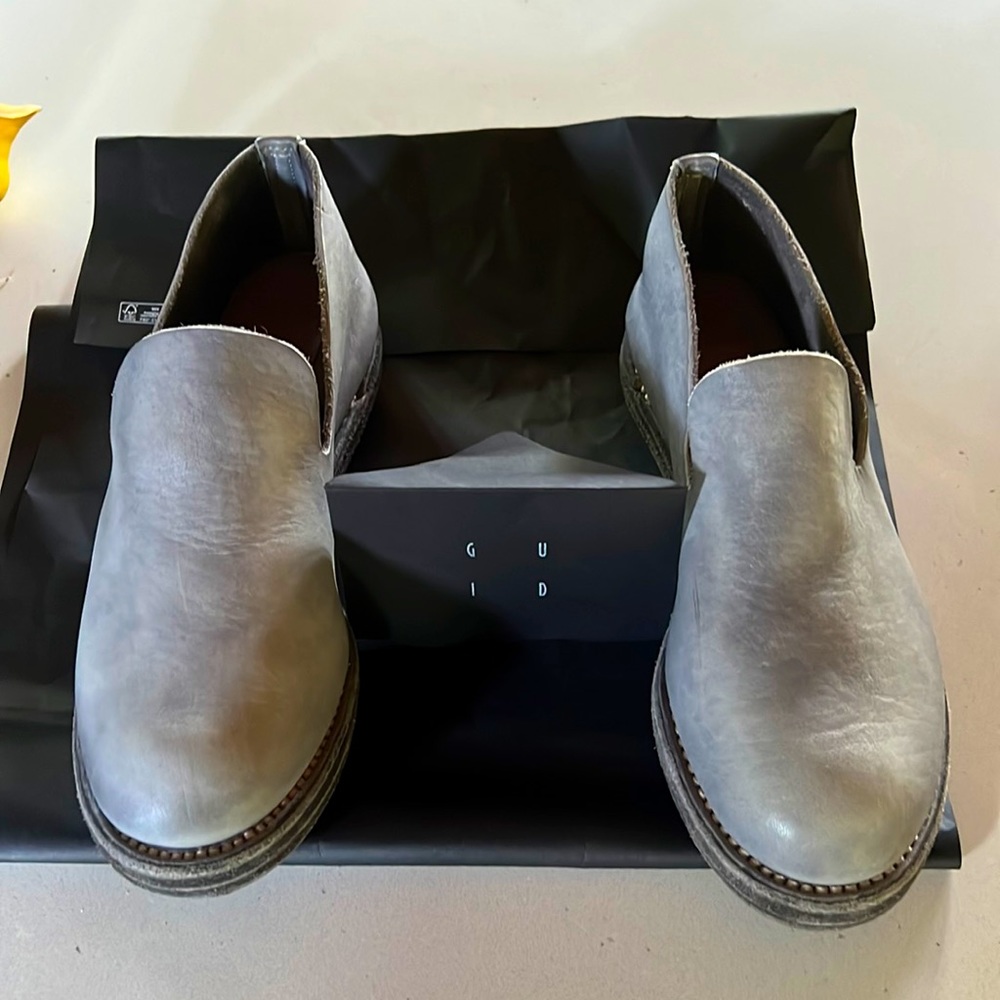 Never worn gray Guidi slip on made in Italy- size 37